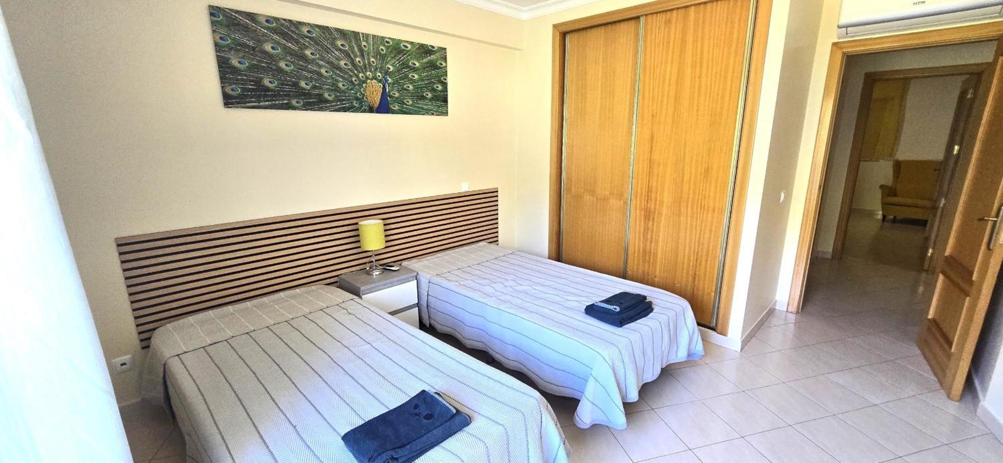 Apartment Holidays - *